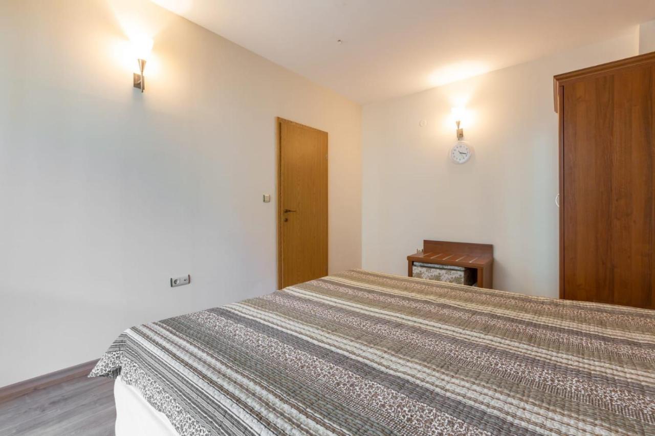 Avalon Appartament Da Lary Sunny Beach Eksteriør billede